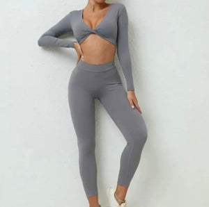 New collection sports long sleeve & ultra scrunch set
