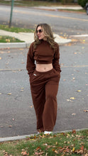 Load image into Gallery viewer, Wide 2pcs sweatpants &amp; hoodie set