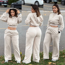 Load image into Gallery viewer, Wide 2pcs sweatpants &amp; hoodie set