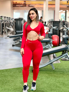 Sports long sleeve & ultra scrunch set