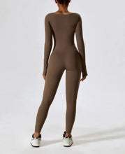 Load image into Gallery viewer, Long sleeve  &amp; neckless shape jumpsuit enterizo