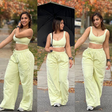 Load image into Gallery viewer, 2 pcs sweatpants &amp; crop top set without hoodie