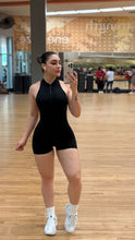 Load image into Gallery viewer, Short jumpsuit ultra scrunch