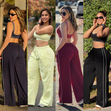 Load image into Gallery viewer, 2 pcs sweatpants &amp; crop top set without hoodie